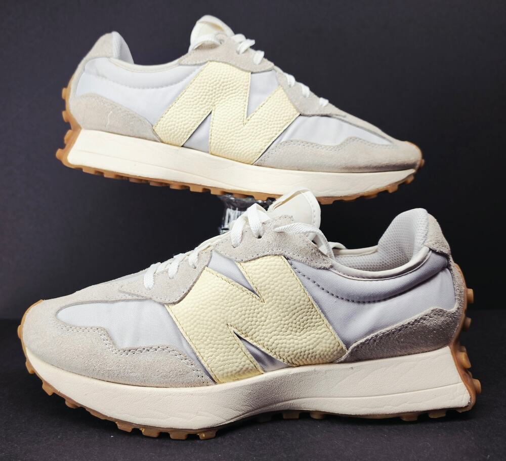 New balance Women 9.5 Comfy footwear